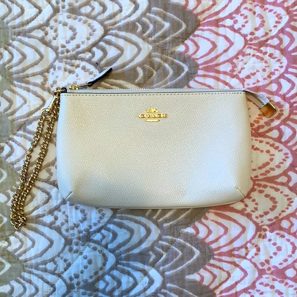 New Authentic Coach Leather Wristlet - Picture 1 of 5